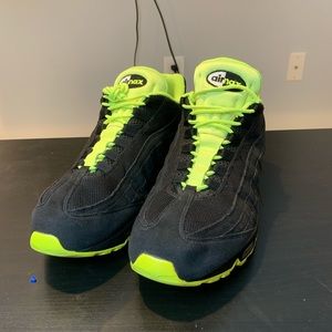Air max 95 ‘Black/Volt’